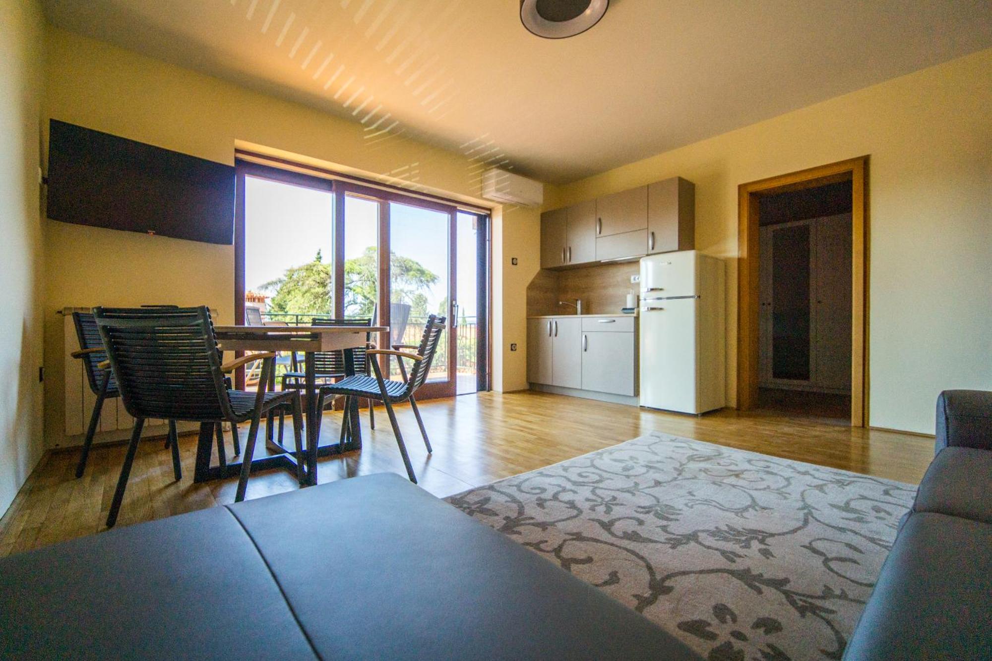 Apartments Stella Порторож Екстериор снимка