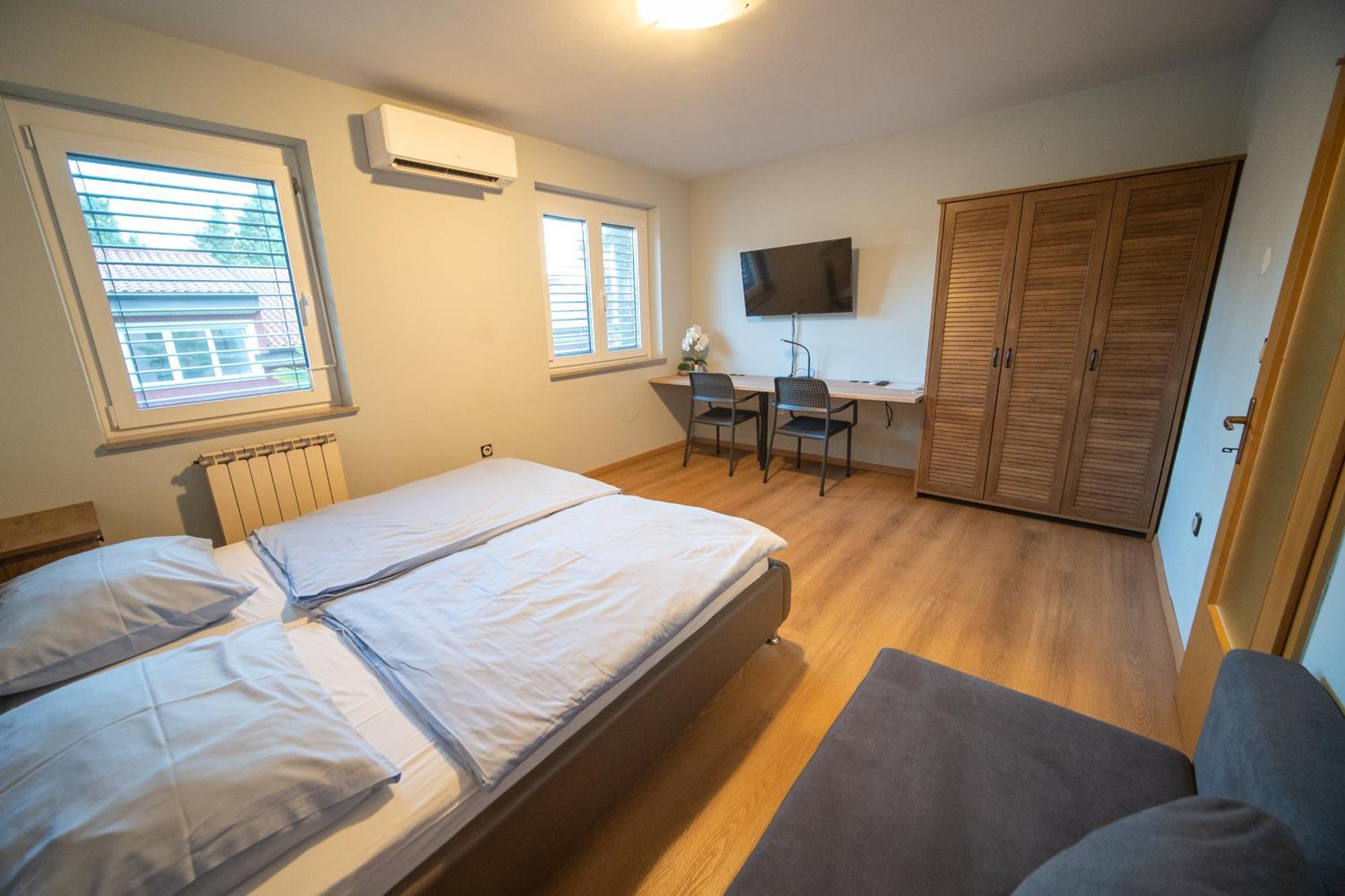 Apartments Stella Порторож Екстериор снимка
